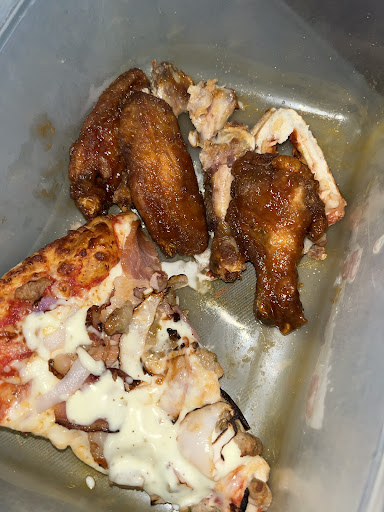 Photo of Hi-Line pizza shawarma and wings - 140 Caroline St S, Hamilton, ON L8P 3K8