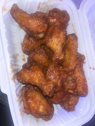 Photo of Hi-Line pizza shawarma and wings - 140 Caroline St S, Hamilton, ON L8P 3K8