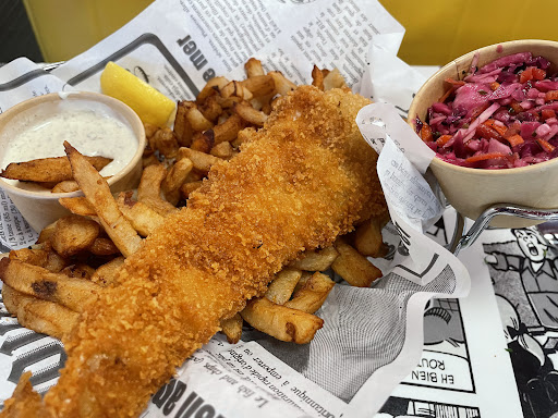 Photo of Le Shack Du Pêcheur Express - 10 Bd de Bromont, Bromont, QC J2L 3H1