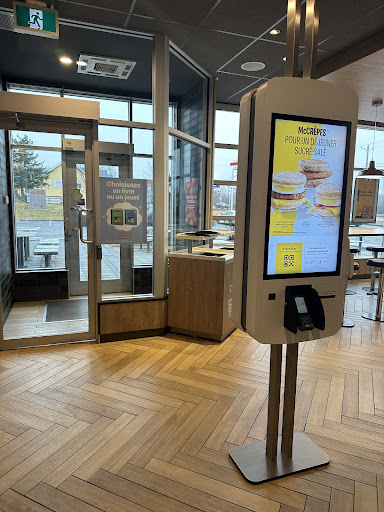 Photo of McDonald's - 14 Bd de Bromont Suite 101, Bromont, QC J2L 2K2