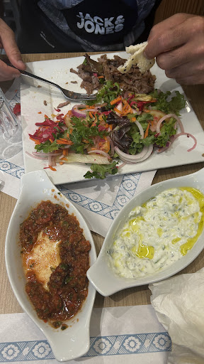 Photo of Le Kebab (côte-des-neiges) - 5020 Chem. de la Côte-des-Neiges, Montréal, QC H3V 1G8