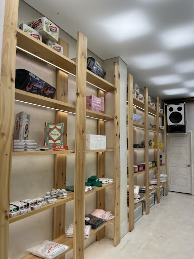 Photo of Lulu Épicerie - 2507 R. Notre Dame O, Montréal, QC H3J 1N6
