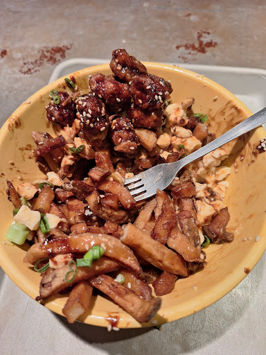 Photo of Poutine Centrale - 3971 Rue Hochelaga, Montréal, QC H1W 1K2