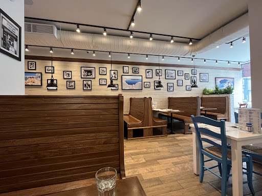 Photo of Souvlaki Bar - Verdun - 3966 Rue Wellington, Verdun, QC H4G 1V3