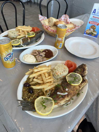 Photo of Restaurant Acropole - 838 Boul Provencher, Brossard, QC J4W 1Y6