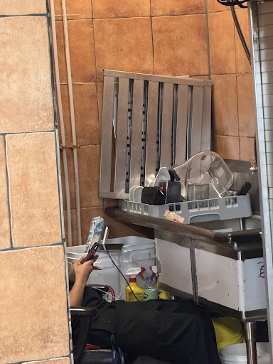 Photo of Shish Poulet - 8195 Bd Newman, LaSalle, QC H8N 1Y1