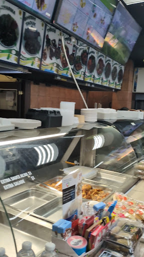 Photo of Shish Poulet - 8195 Bd Newman, LaSalle, QC H8N 1Y1
