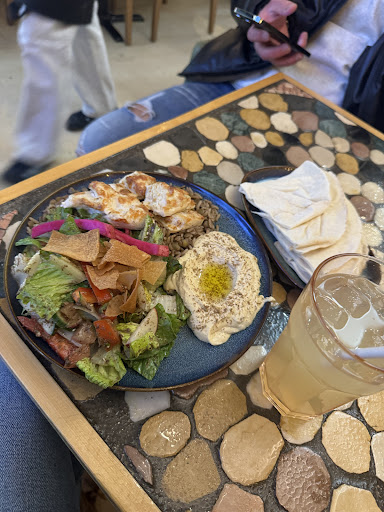 Photo of Omnivore Mackay - 2153 Rue Mackay, Montréal, QC H3G 2J2