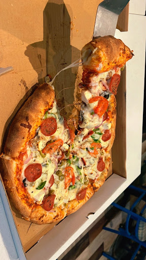 Photo of Mido's Pizza & Shawarma - 293 Rue Notre Dame, Gatineau, QC J8P 1K9