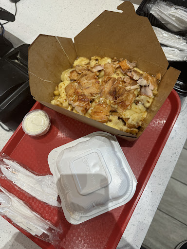 Photo of Royal Rooster Shawarma-Orleans - 900 Watters Rd Unit 5, Orléans, ON K4A 0B4