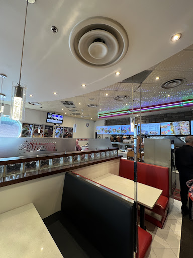 Photo of Shawarma Station - 2446 Bank St, Ottawa, ON K1V 1A4