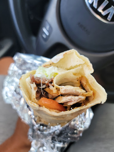 Photo of Shawarma Des Lauriers - 1905 Laurier St, Rockland, ON K4K 0C6