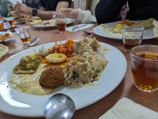 Photo of Restaurant 7 Stars & Bakery Shawarma - 166 Rue Montcalm, Gatineau, QC J8X 2M2