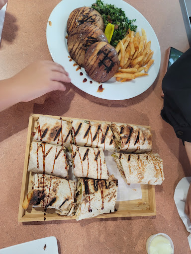 Photo of Restaurant 7 Stars & Bakery Shawarma - 166 Rue Montcalm, Gatineau, QC J8X 2M2