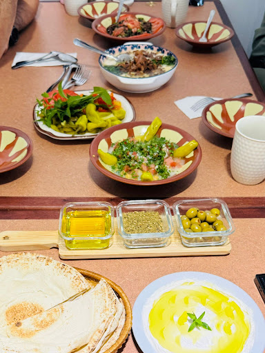 Photo of Restaurant 7 Stars & Bakery Shawarma - 166 Rue Montcalm, Gatineau, QC J8X 2M2
