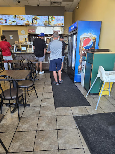 Photo of Elyo shawarma Livraison Montée Paiement - 1540 Bd Gréber, Gatineau, QC J8R 0E1