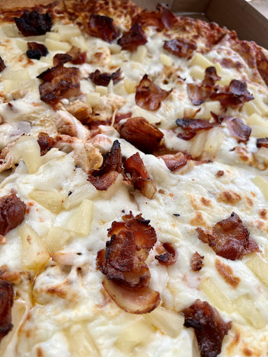 Photo of Chelsea Shawarma & Pizza - 7 Chem. Old Chelsea, Chelsea, QC J9B 1K1