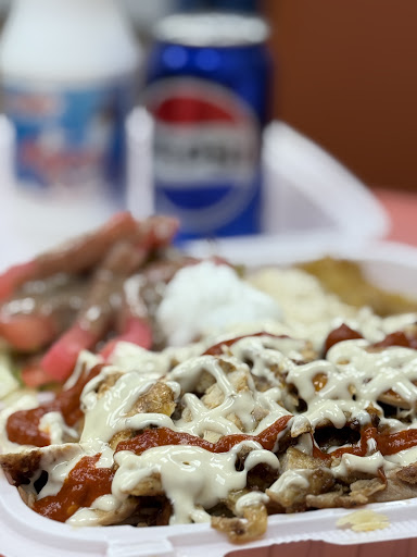 Photo of Zesty Pita - Shawarma & Halal Catering Oakville Restaurant - 579 Kerr St, Oakville, ON L6K 3E1