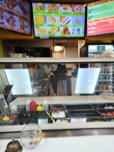 Photo of Zesty Pita - Shawarma & Halal Catering Oakville Restaurant - 579 Kerr St, Oakville, ON L6K 3E1