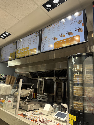 Photo of Maglicious - 856 Upper Sherman Ave, Hamilton, ON L8V 3N1