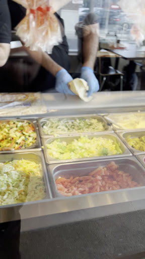 Photo of Shawarma Alzaeem - 3960 Eglinton Ave W Unit#21, Mississauga, ON L5M 2R9