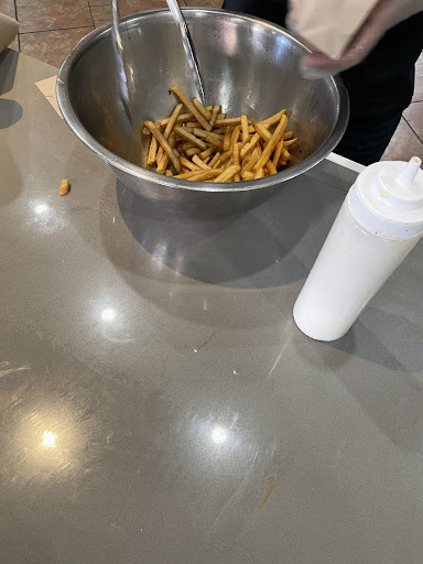 Photo of Osmow's Shawarma - 875 Main St E, Milton, ON L9T 3Z3