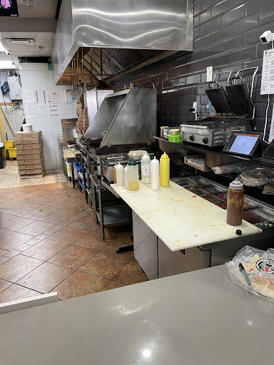 Photo of Osmow's Shawarma - 875 Main St E, Milton, ON L9T 3Z3