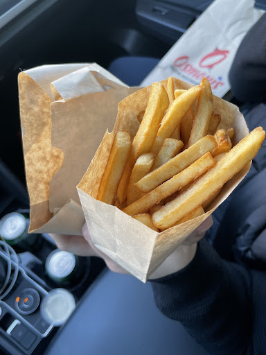 Photo of Osmow's Shawarma - 875 Main St E, Milton, ON L9T 3Z3
