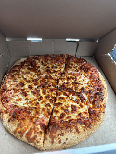 Photo of Vili's Pizza & Shawarma And Wings - 562 Kerr St, Oakville, ON L6K 3C7