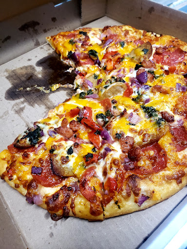 Photo of Vili's Pizza & Shawarma And Wings - 562 Kerr St, Oakville, ON L6K 3C7
