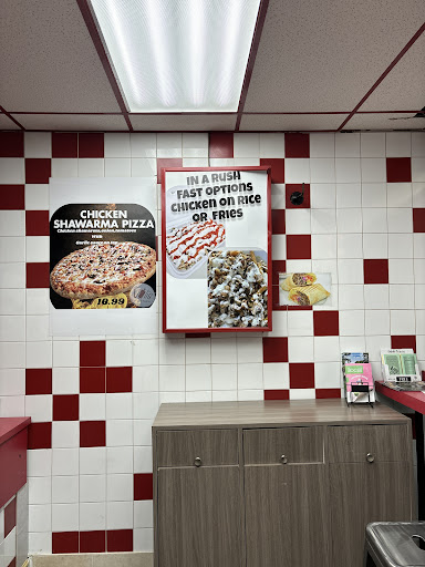 Photo of Vili's Pizza & Shawarma And Wings - 562 Kerr St, Oakville, ON L6K 3C7
