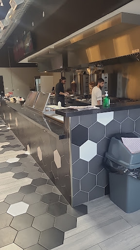Photo of Raees Shawarma - 4099 Erin Mills Pkwy, Mississauga, ON L5L 3P9
