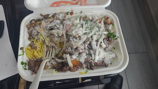 Photo of Raees Shawarma - 4099 Erin Mills Pkwy, Mississauga, ON L5L 3P9