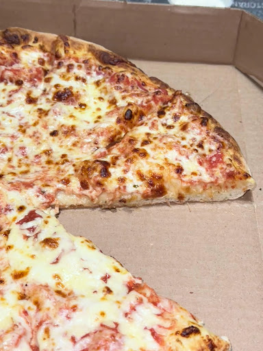Photo of Famo Pizza And Wings - 1000 Upper Gage Ave Unit 5, Hamilton, ON L8V 4R5