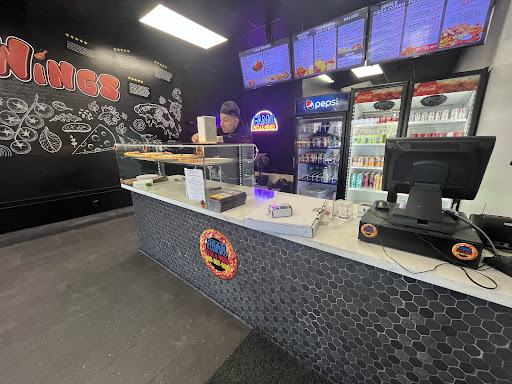 Photo of Famo Pizza And Wings - 1000 Upper Gage Ave Unit 5, Hamilton, ON L8V 4R5