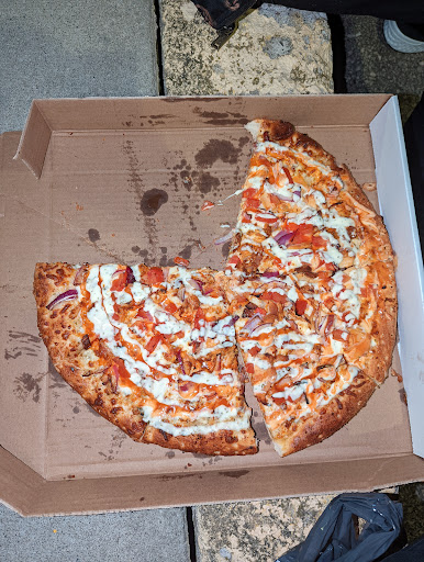 Photo of Famo Pizza And Wings - 1000 Upper Gage Ave Unit 5, Hamilton, ON L8V 4R5