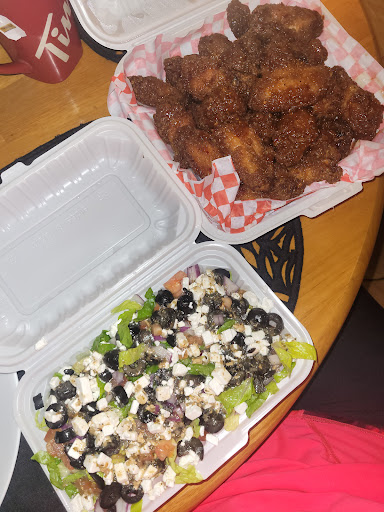 Photo of Famo Pizza And Wings - 1000 Upper Gage Ave Unit 5, Hamilton, ON L8V 4R5