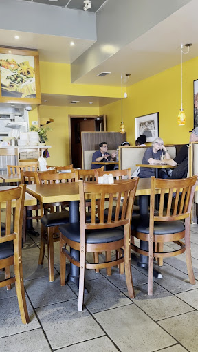 Photo of Montfort Mediterranean Grill - Burloak - 728 Burloak Dr, Burlington, ON L7L 0B1