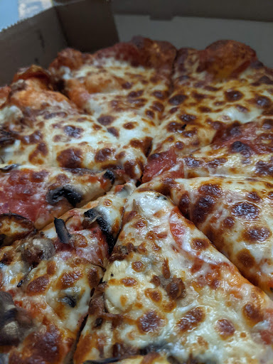 Photo of Romana Pizza & Wings - 910 Queenston Rd, Stoney Creek, ON L8G 1B5