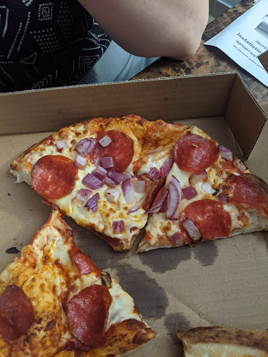 Photo of Romana Pizza & Wings - 910 Queenston Rd, Stoney Creek, ON L8G 1B5