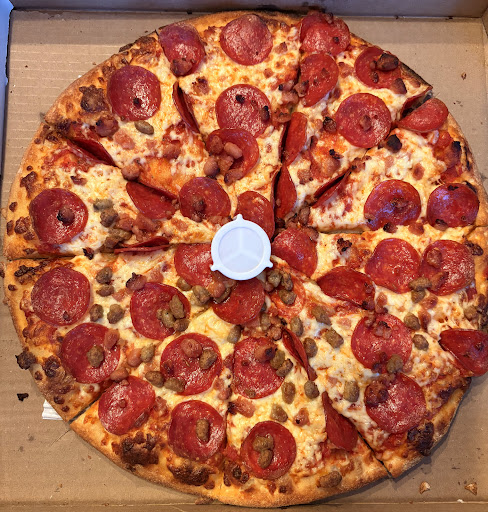 Photo of Mountain Pizza and Wings - 553 Upper Wentworth St, Hamilton, ON L9A 4T8
