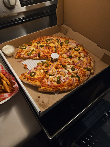Photo of Mountain Pizza and Wings - 553 Upper Wentworth St, Hamilton, ON L9A 4T8