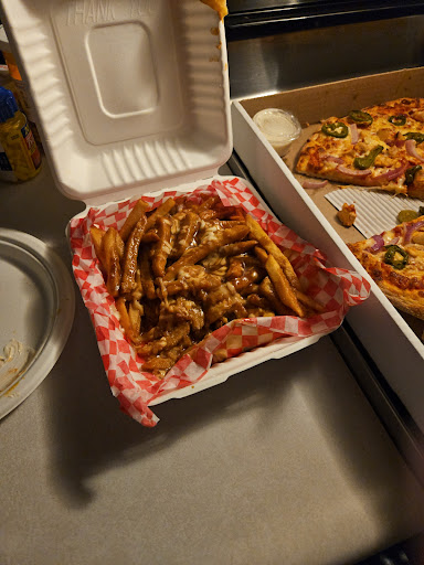 Photo of Mountain Pizza and Wings - 553 Upper Wentworth St, Hamilton, ON L9A 4T8