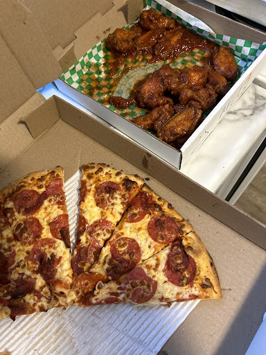 Photo of Mountain Pizza and Wings - 553 Upper Wentworth St, Hamilton, ON L9A 4T8