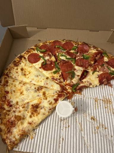 Photo of Mountain Pizza and Wings - 553 Upper Wentworth St, Hamilton, ON L9A 4T8