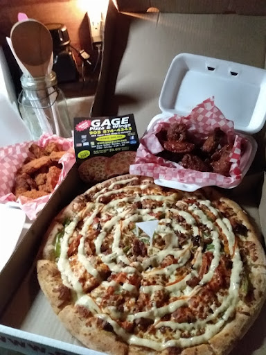 Photo of Gage Pizza & Wings - 804 Upper Gage Ave, Hamilton, ON L8V 4K4