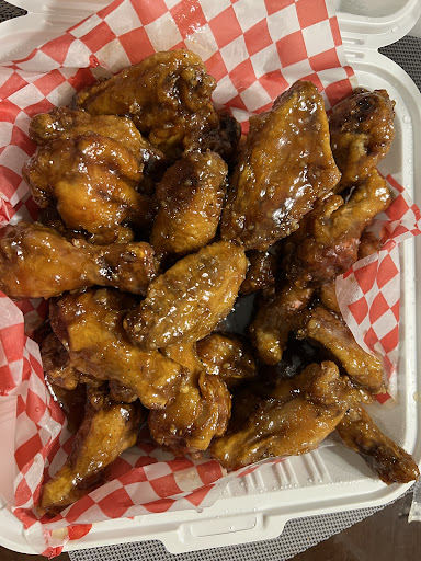 Photo of Gage Pizza & Wings - 804 Upper Gage Ave, Hamilton, ON L8V 4K4
