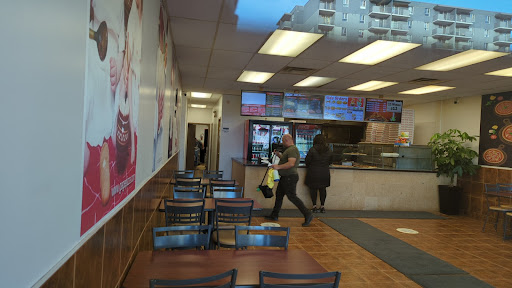 Photo of Gage Pizza & Wings - 804 Upper Gage Ave, Hamilton, ON L8V 4K4