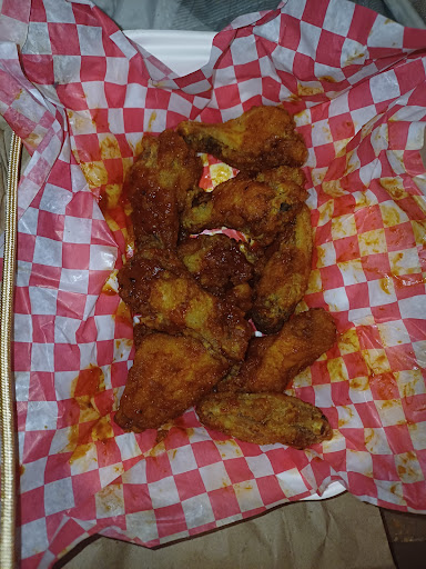 Photo of Lava Pizza & Wings - 387 Barton St E, Hamilton, ON L8L 2Y2
