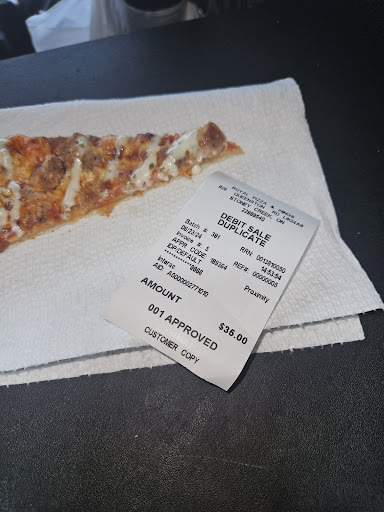Photo of Royal Pizza & Wings - 826 Queenston Rd, Stoney Creek, ON L8G 4A8